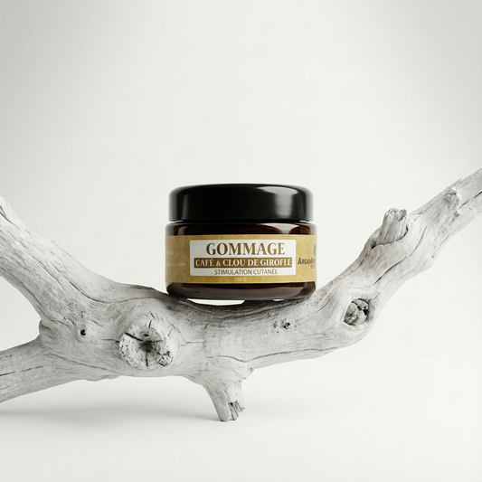 Gommage Au Café Et Clou de Girofle